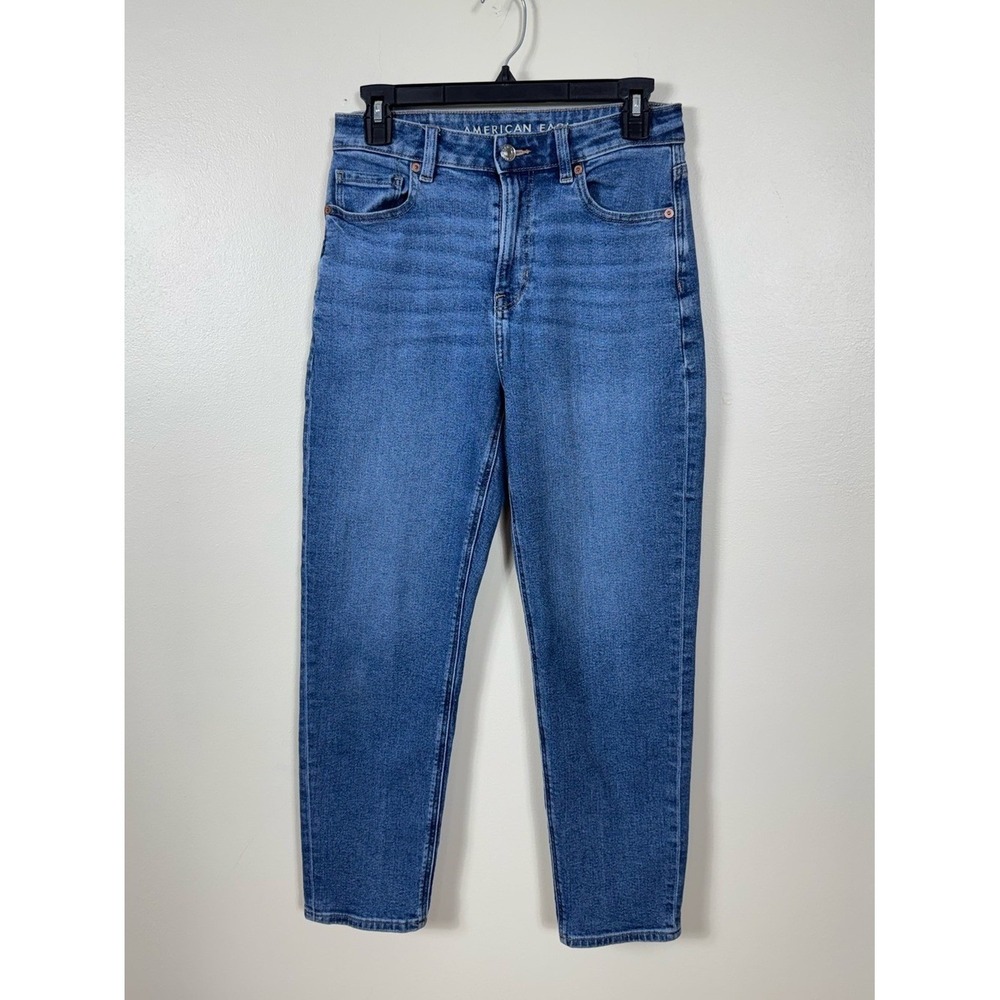 American Eagle Womens Mom Jeans Size 4 Short Capsule Essential